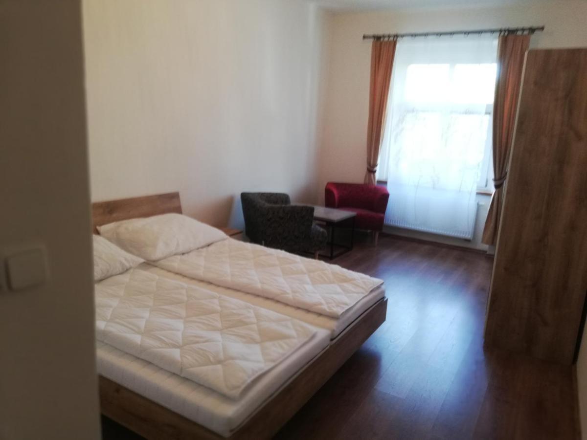 Apartment 70M2 Карловы Вары Экстерьер фото